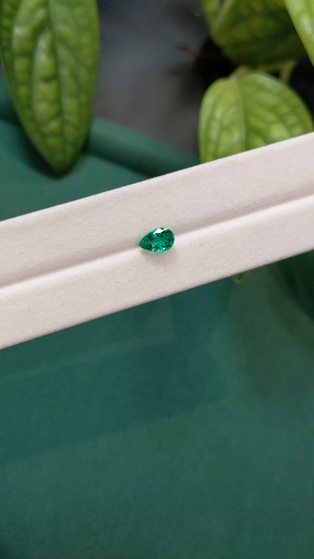 0.80 Ct. Emerald from Russia Size Video