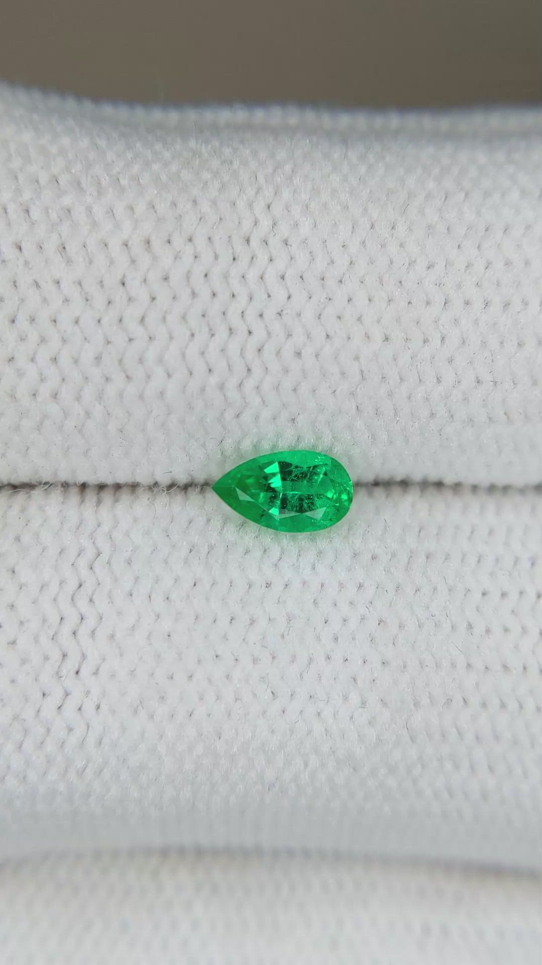 0.28 Ct. Emerald from Russia Size Video