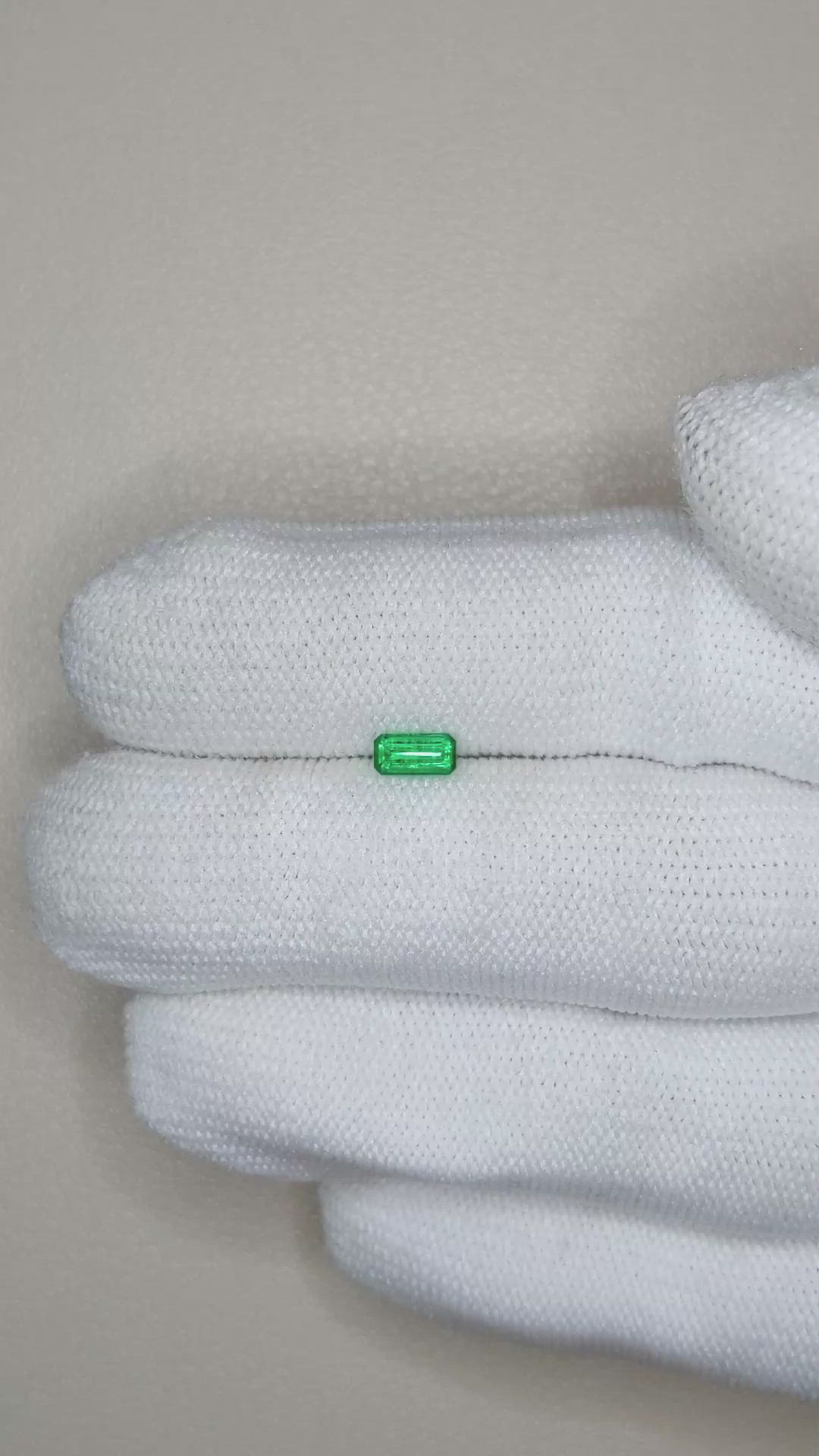 0.31 Ct. Emerald from Russia Size Video