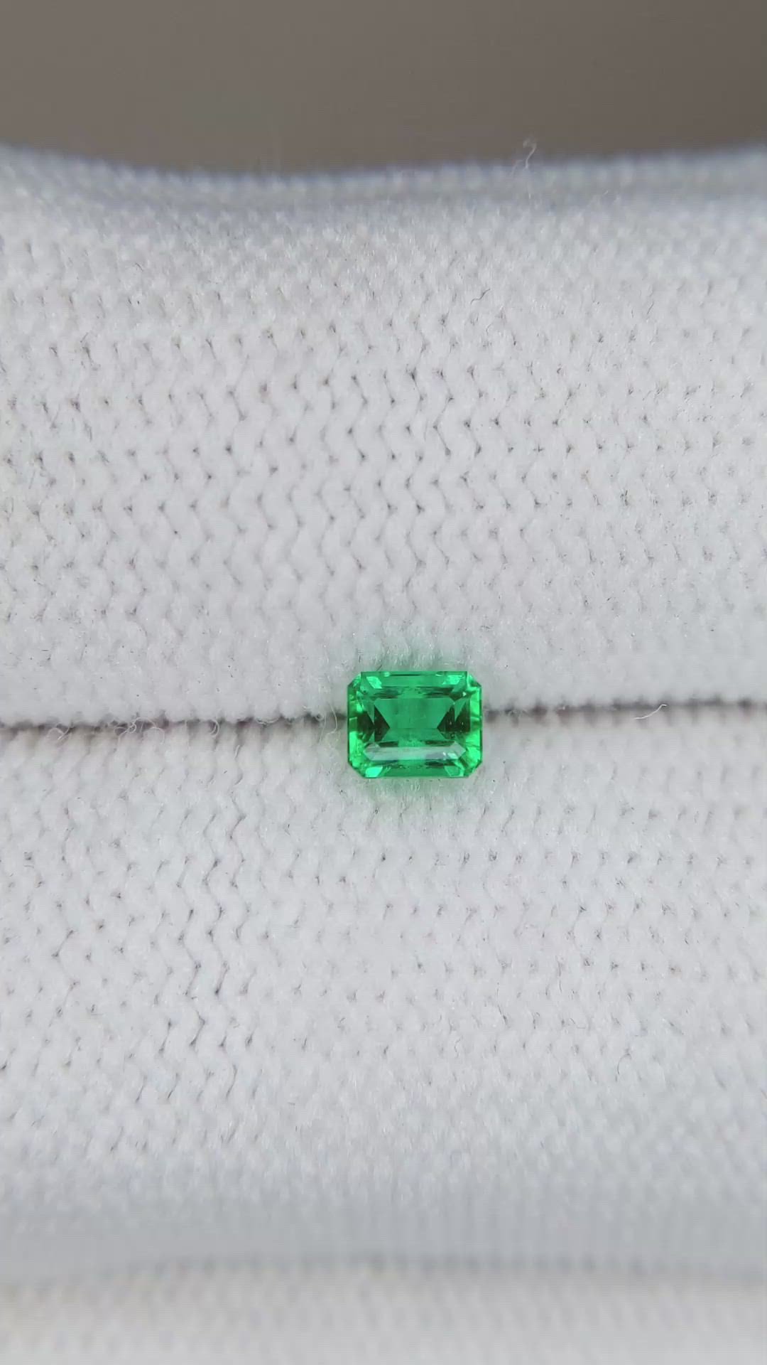 0.23 Ct. Emerald from Russia Size Video