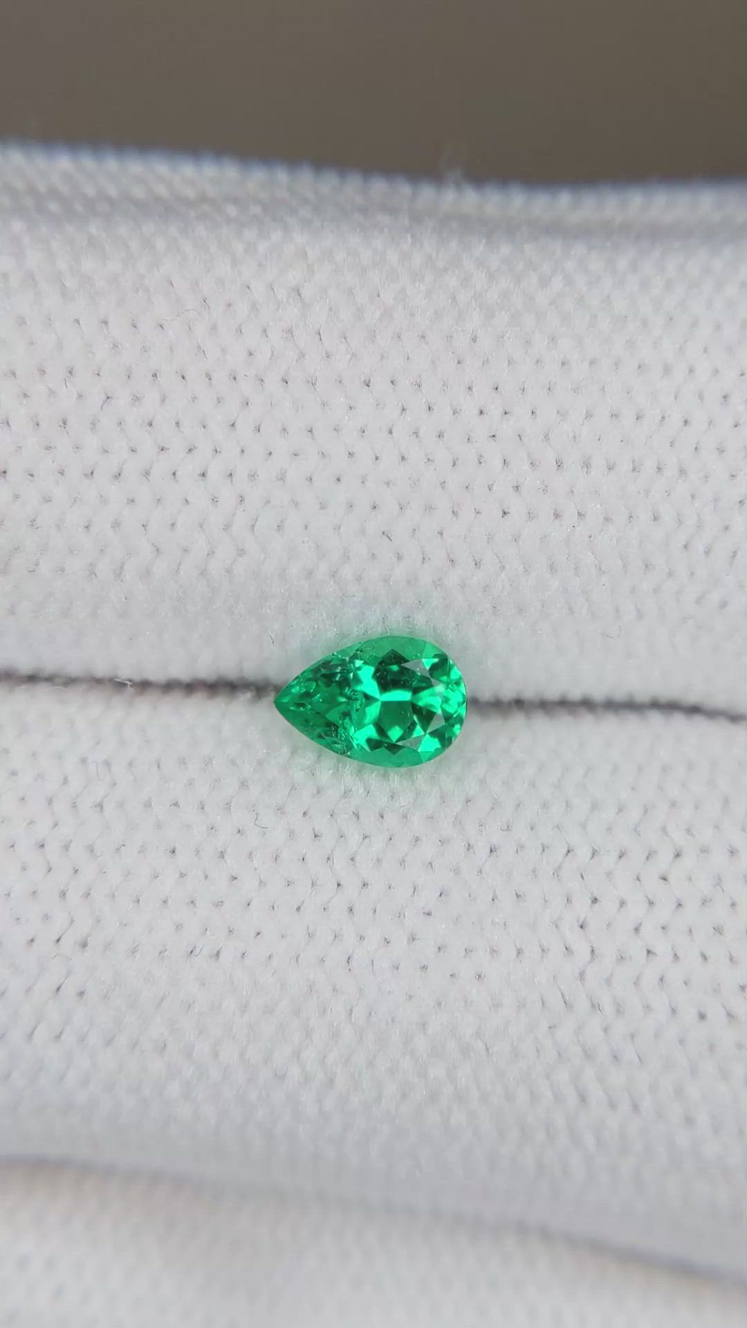 0.37 Ct. Emerald from Russia Size Video
