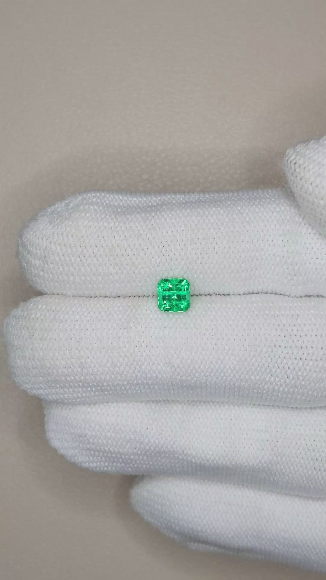 0.72 Ct. Emerald from Russia Size Video