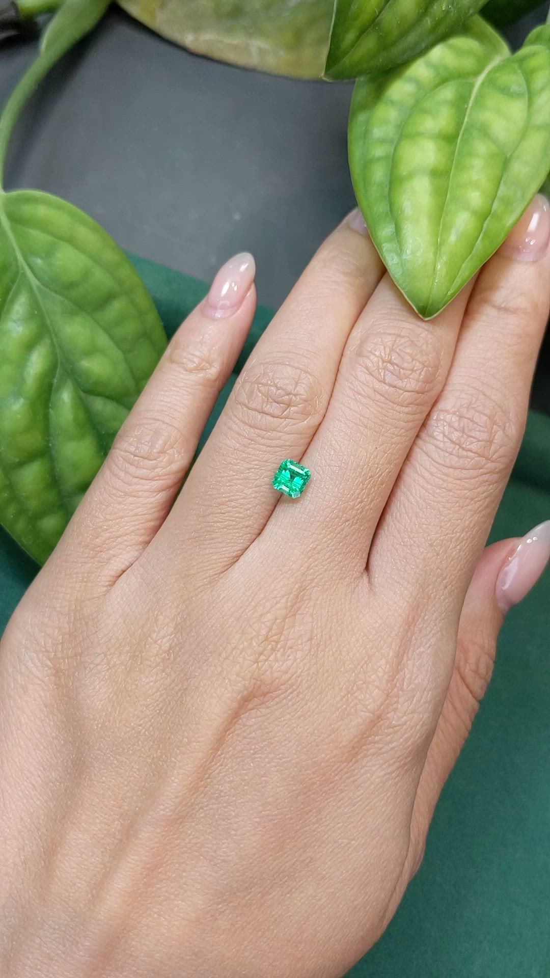 0.72 Ct. Emerald from Russia Size Video