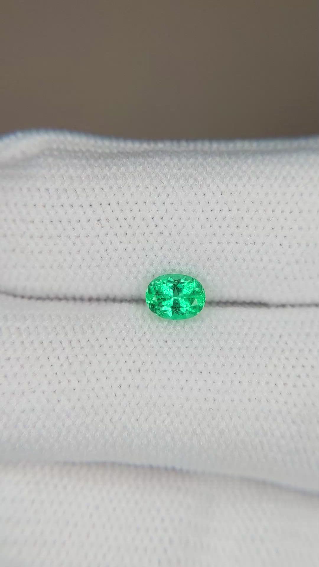 0.46 Ct. Emerald from Russia Size Video