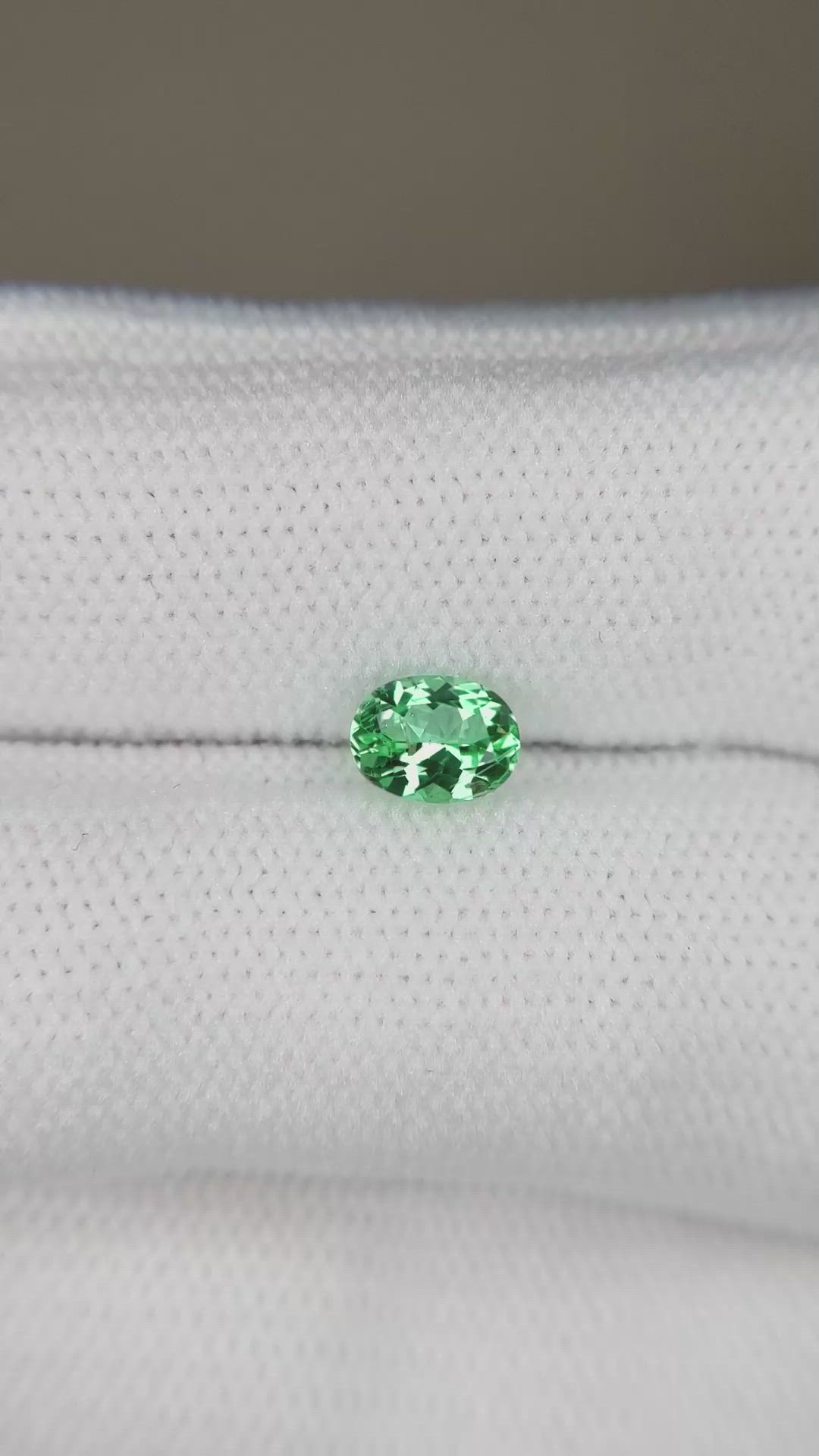 0.52 Ct. Emerald from Russia Size Video