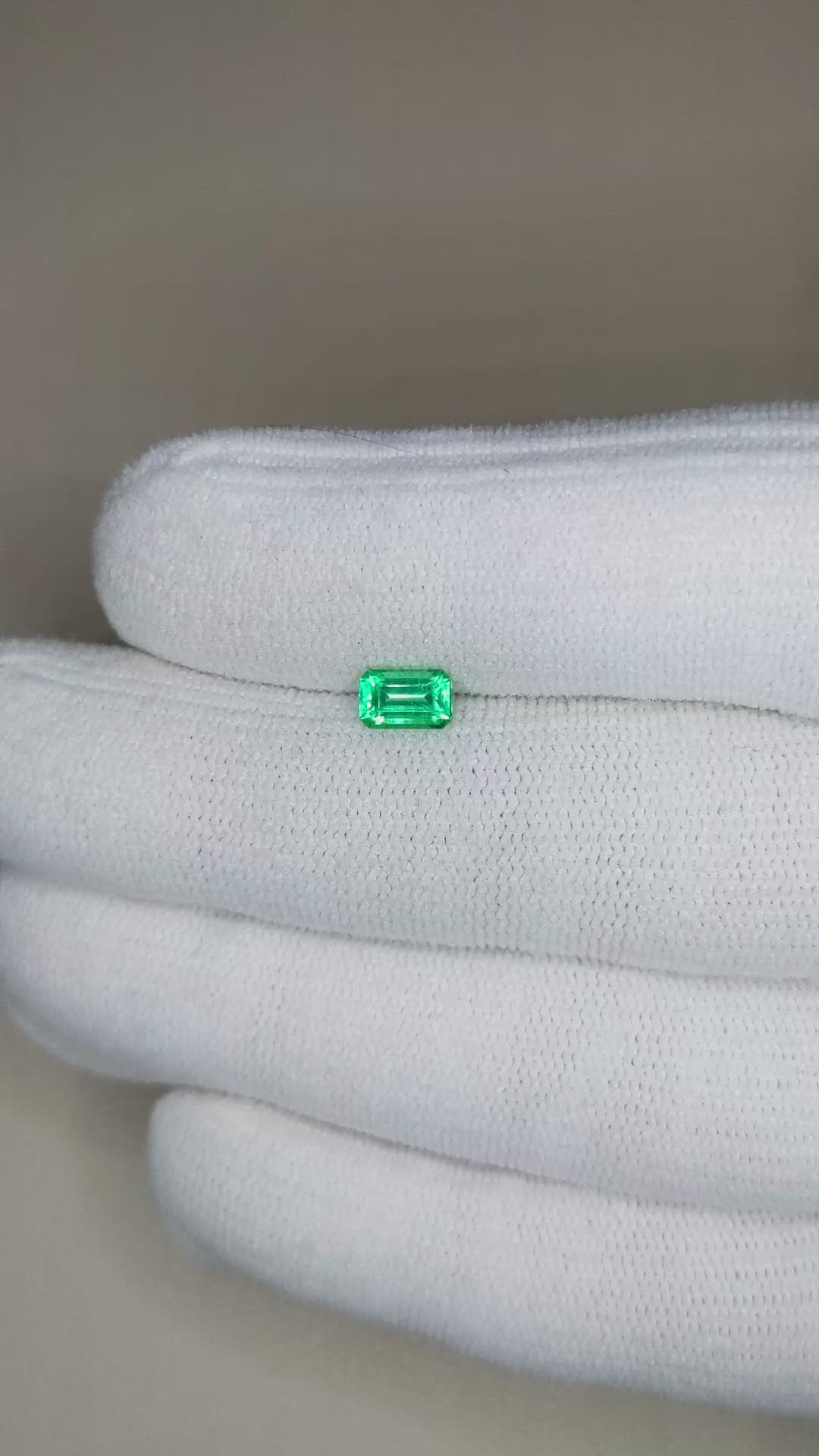 0.57 Ct. Emerald from Russia Size Video