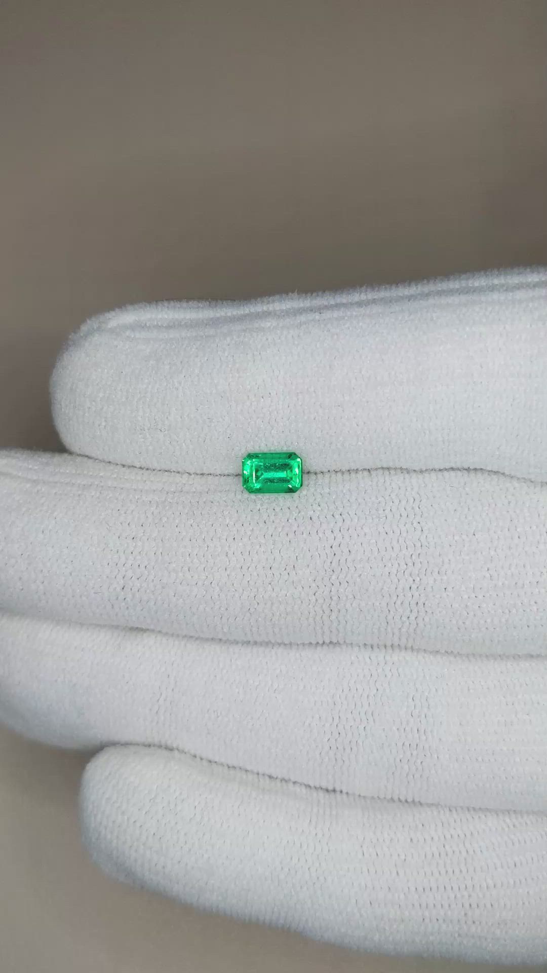 0.48 Ct. Emerald from Russia Size Video
