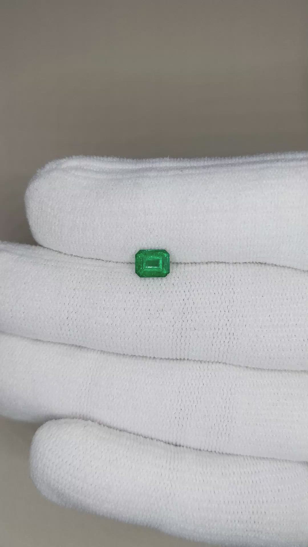 0.78 Ct. Emerald from Russia Size Video