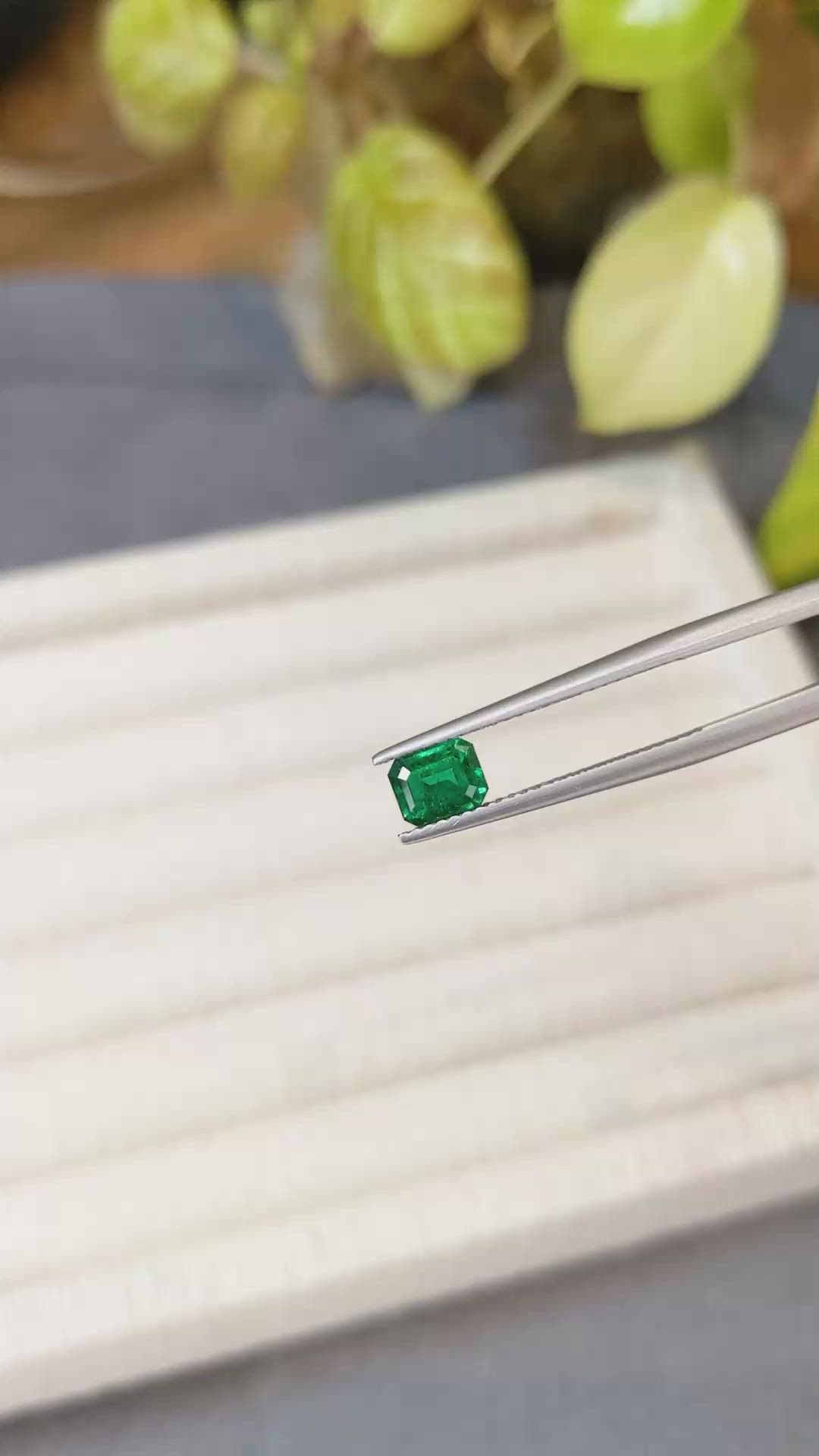 0.78 Ct. Emerald from Russia Size Video