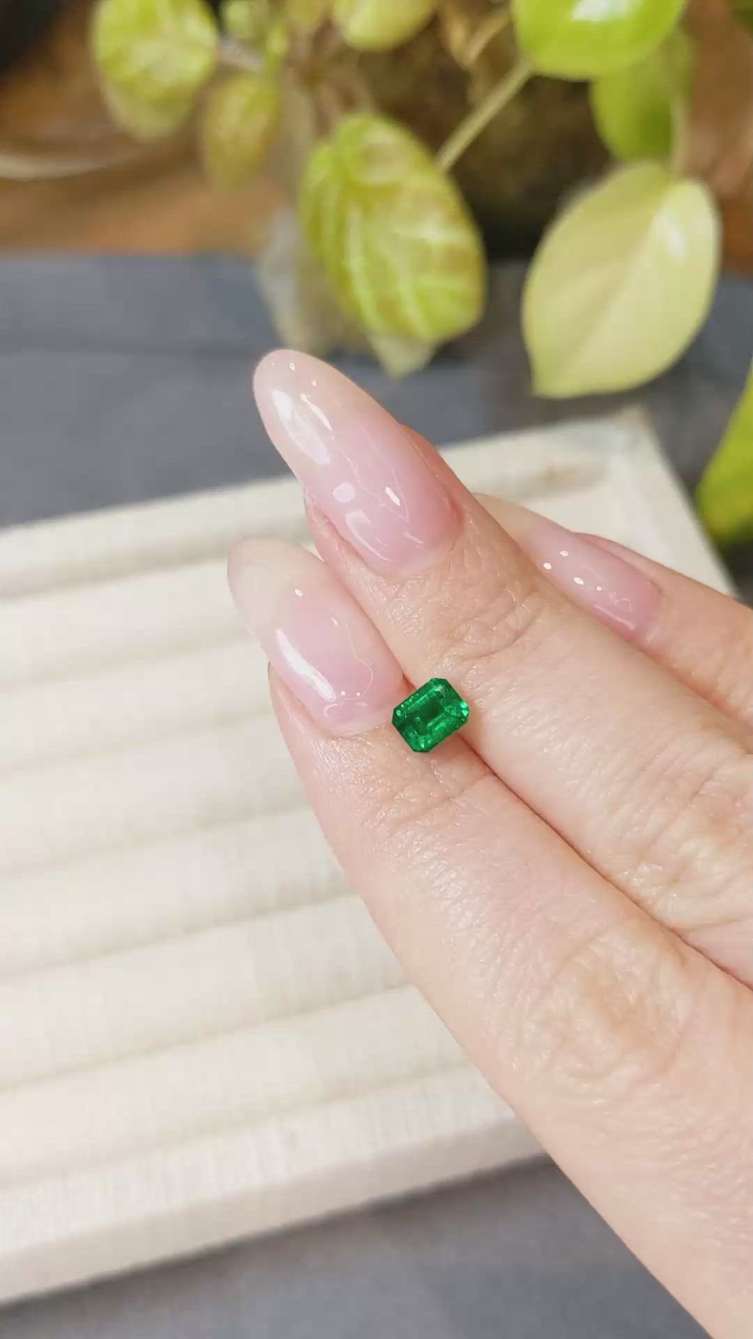 0.78 Ct. Emerald from Russia Size Video