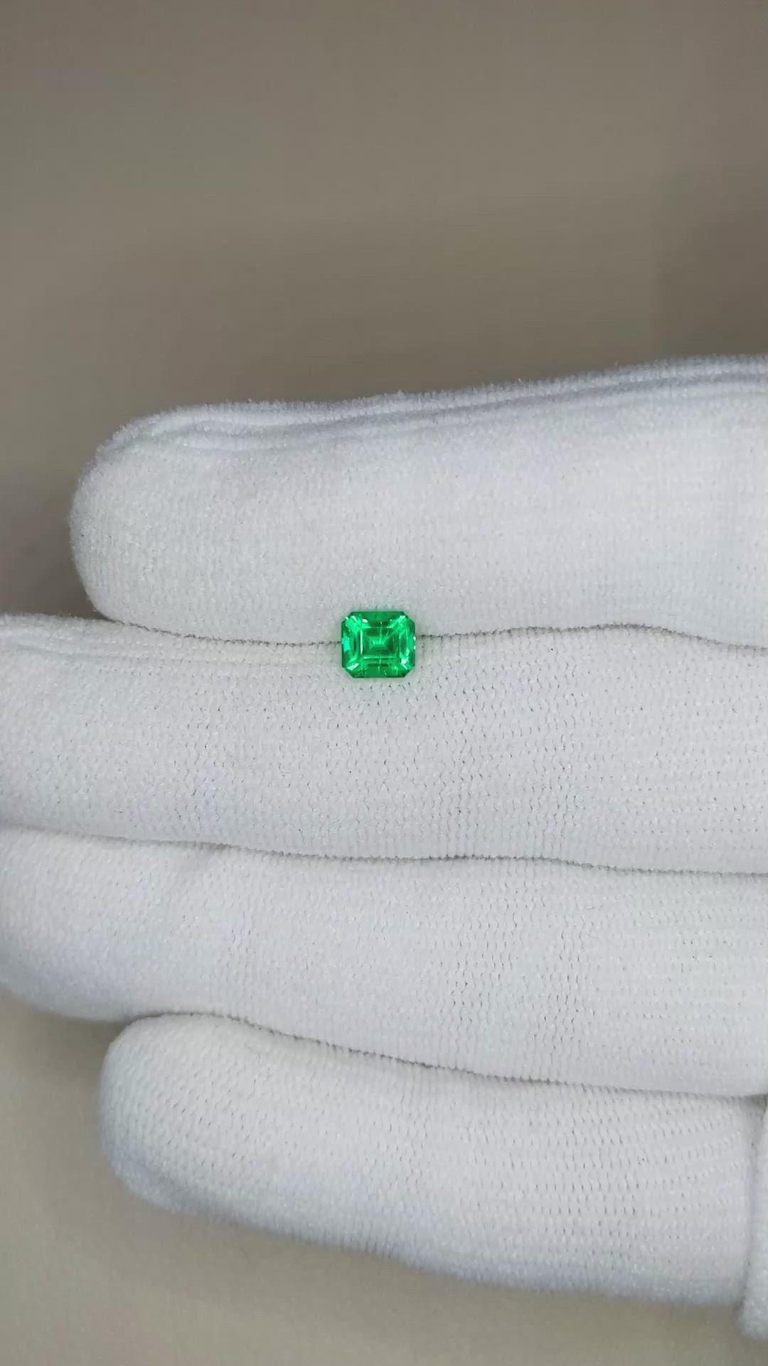 0.72 Ct. Emerald from Russia Size Video