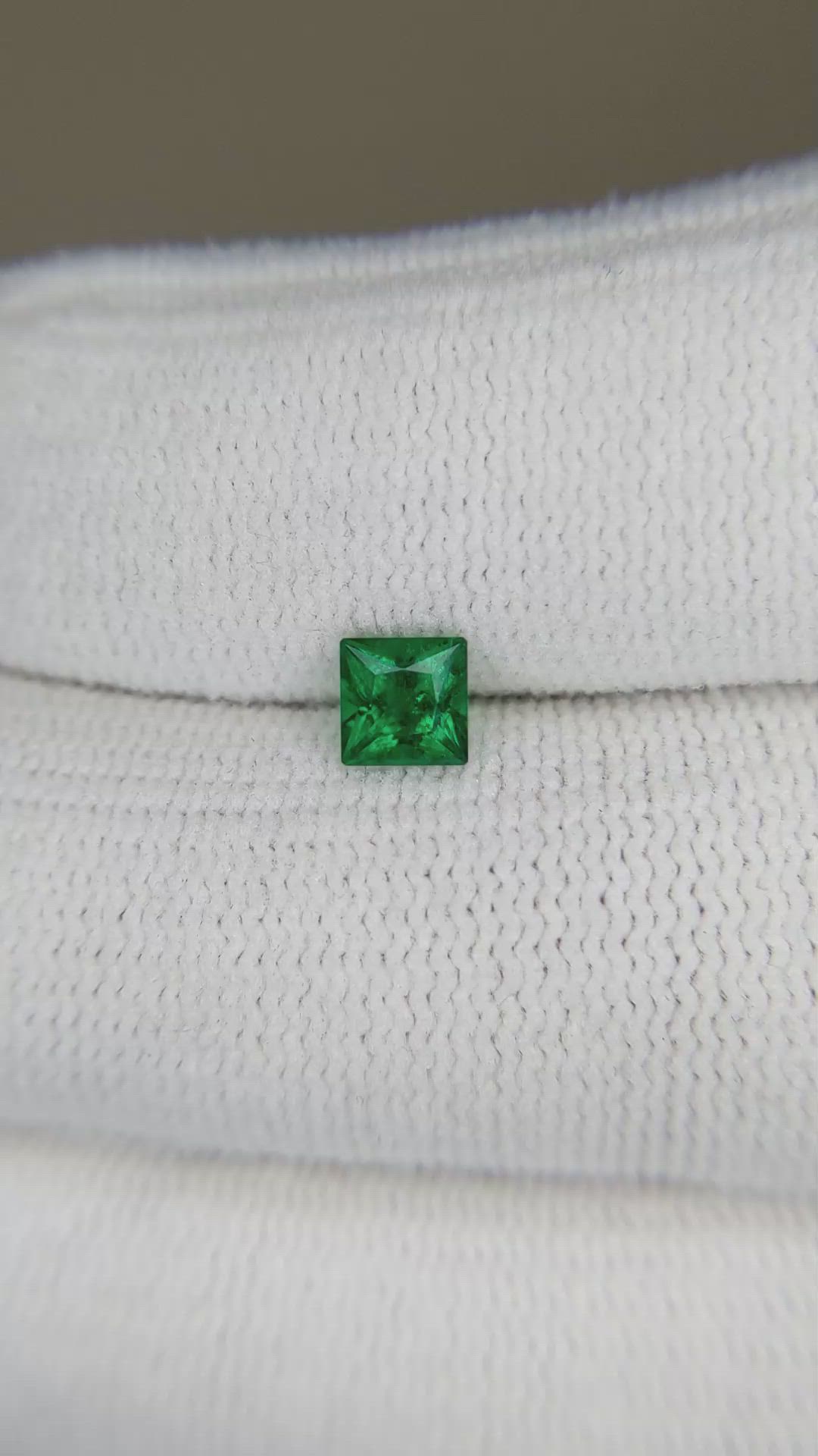 0.47 Ct. Emerald from Russia Size Video