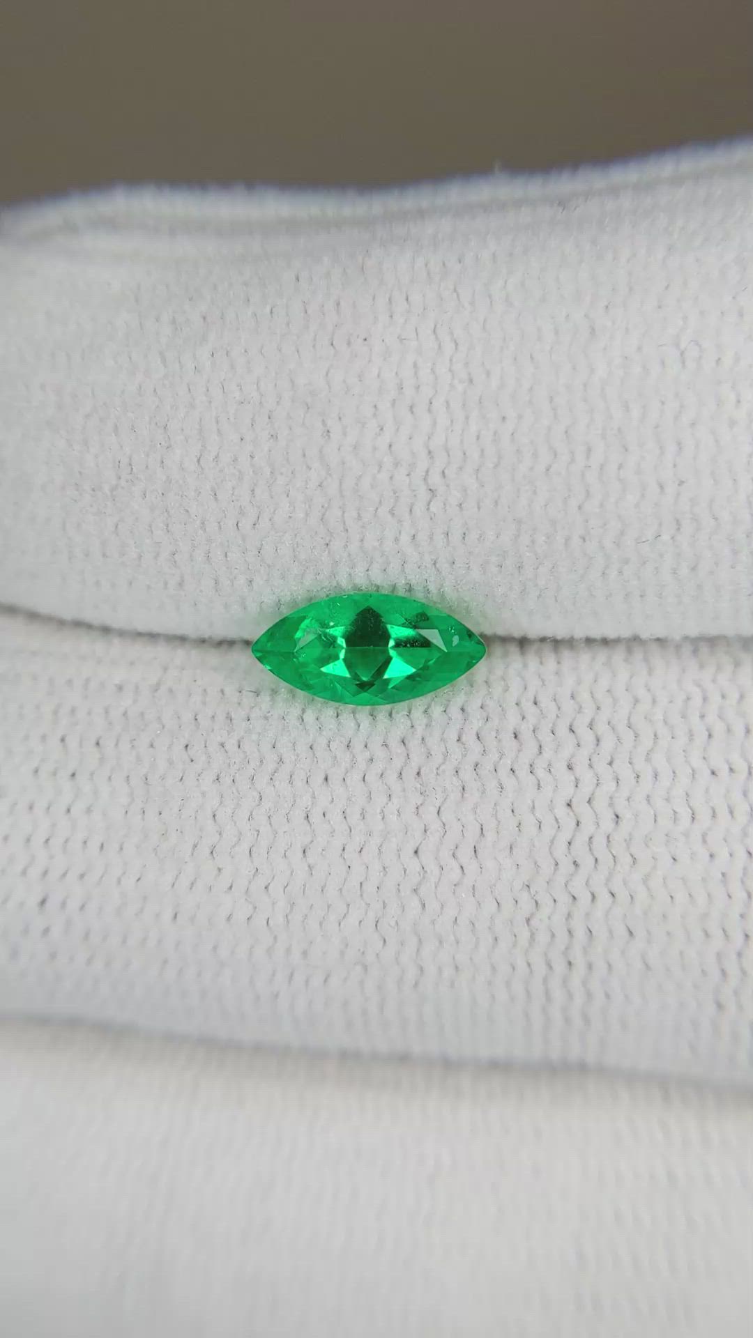 0.75 Ct. Emerald from Russia Size Video