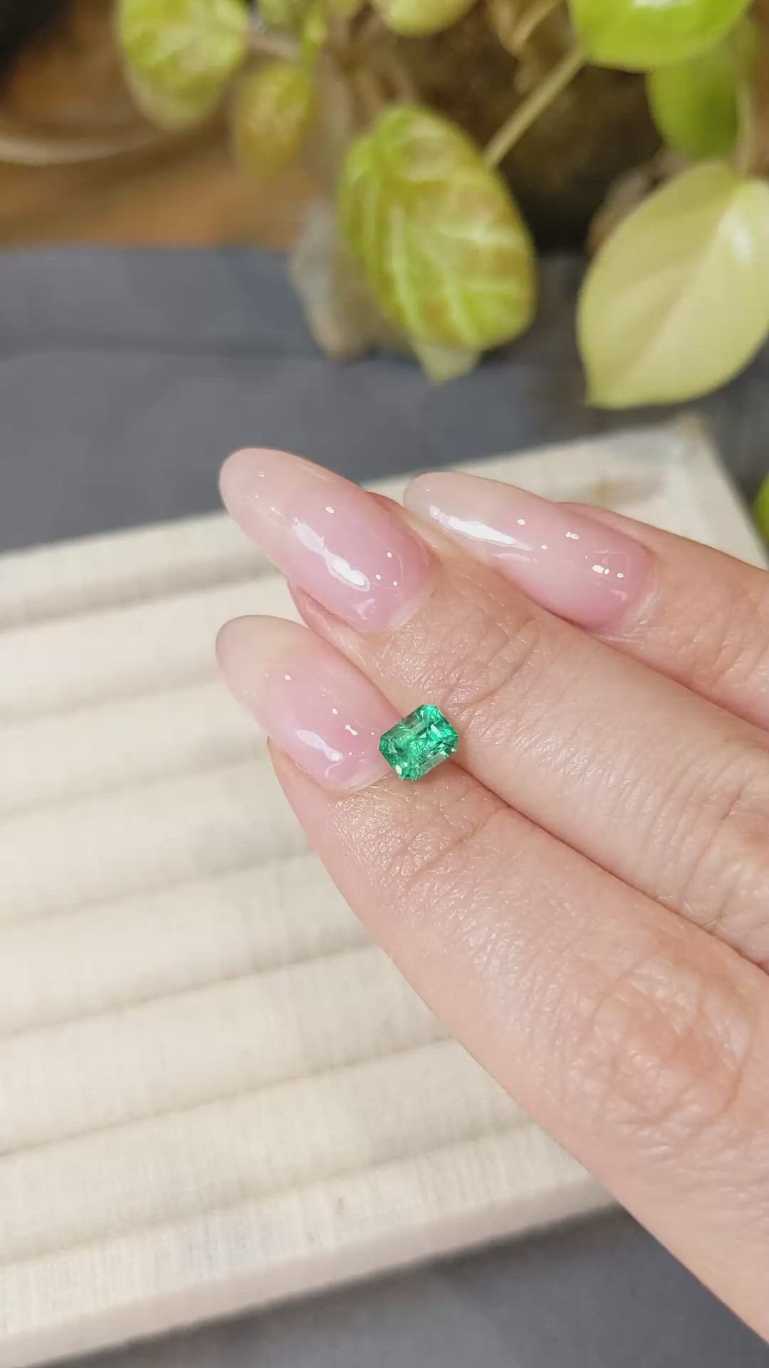 0.71 Ct. Emerald from Russia Size Video