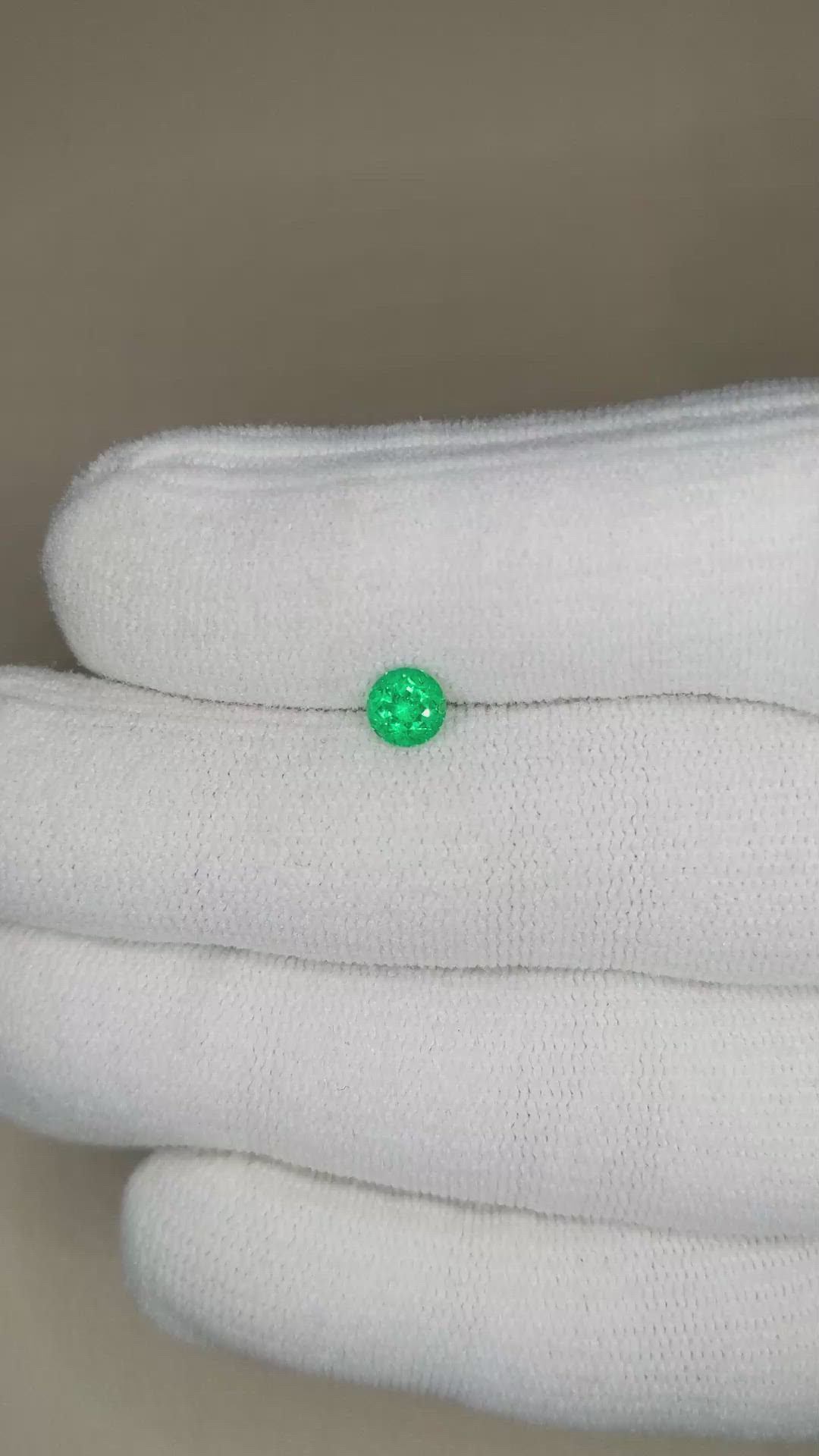 0.46 Ct. Emerald from Russia Size Video