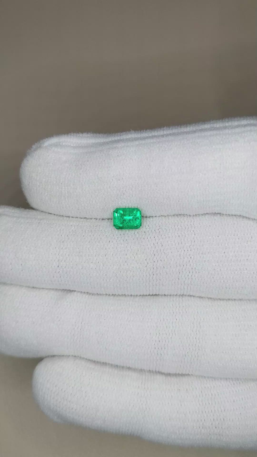 0.58 Ct. Emerald from Russia Size Video