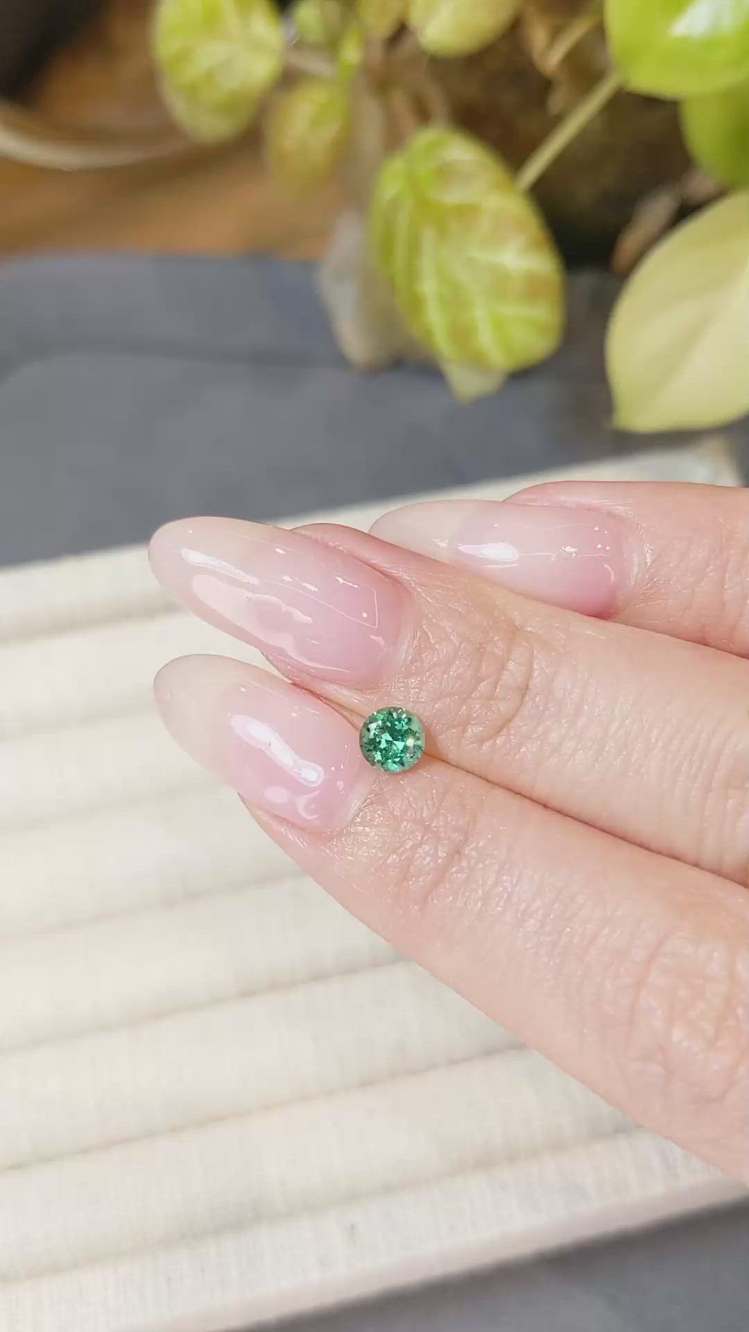 0.43 Ct. Emerald from Russia Size Video