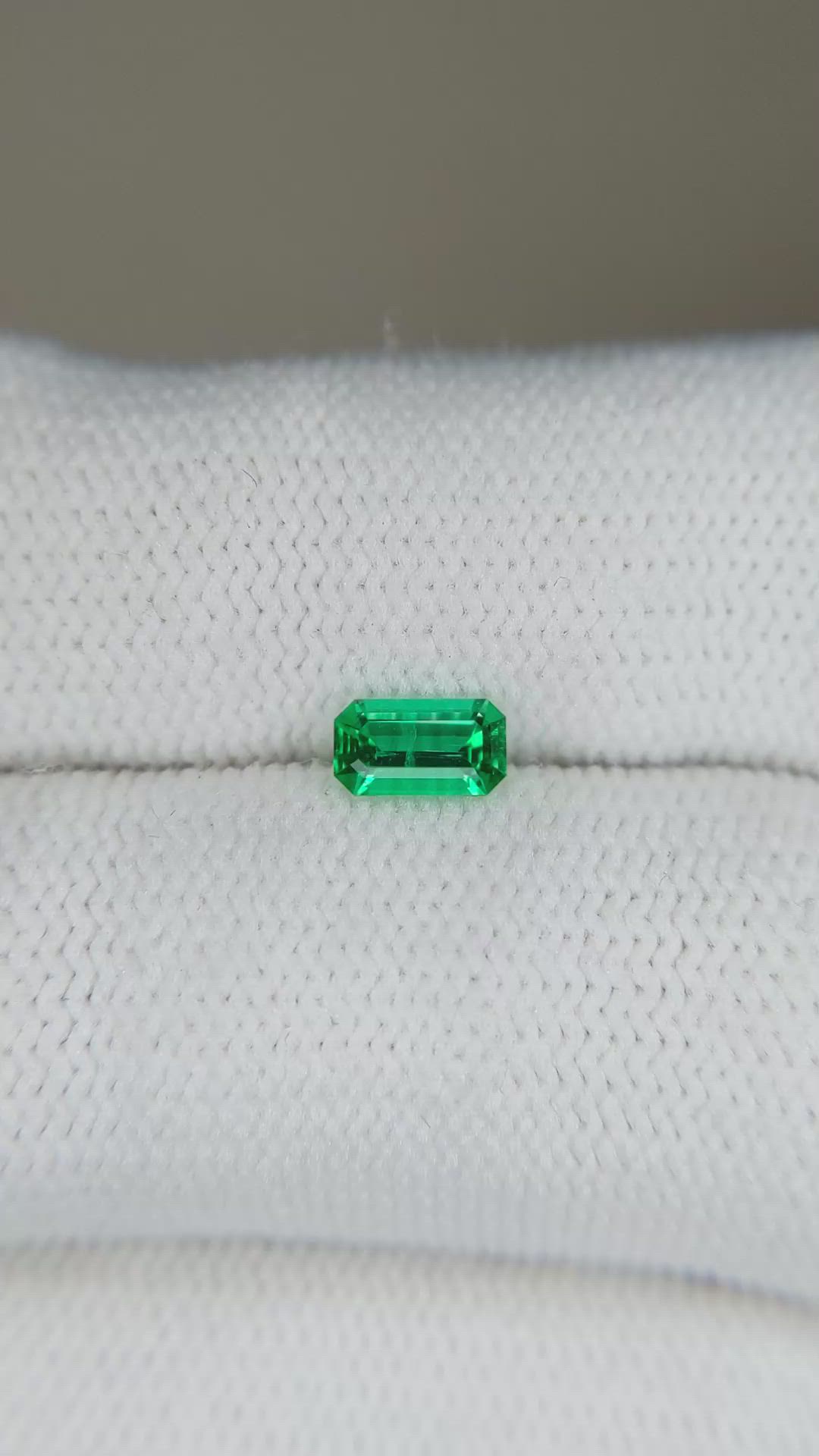 0.36 Ct. Emerald from Russia Size Video
