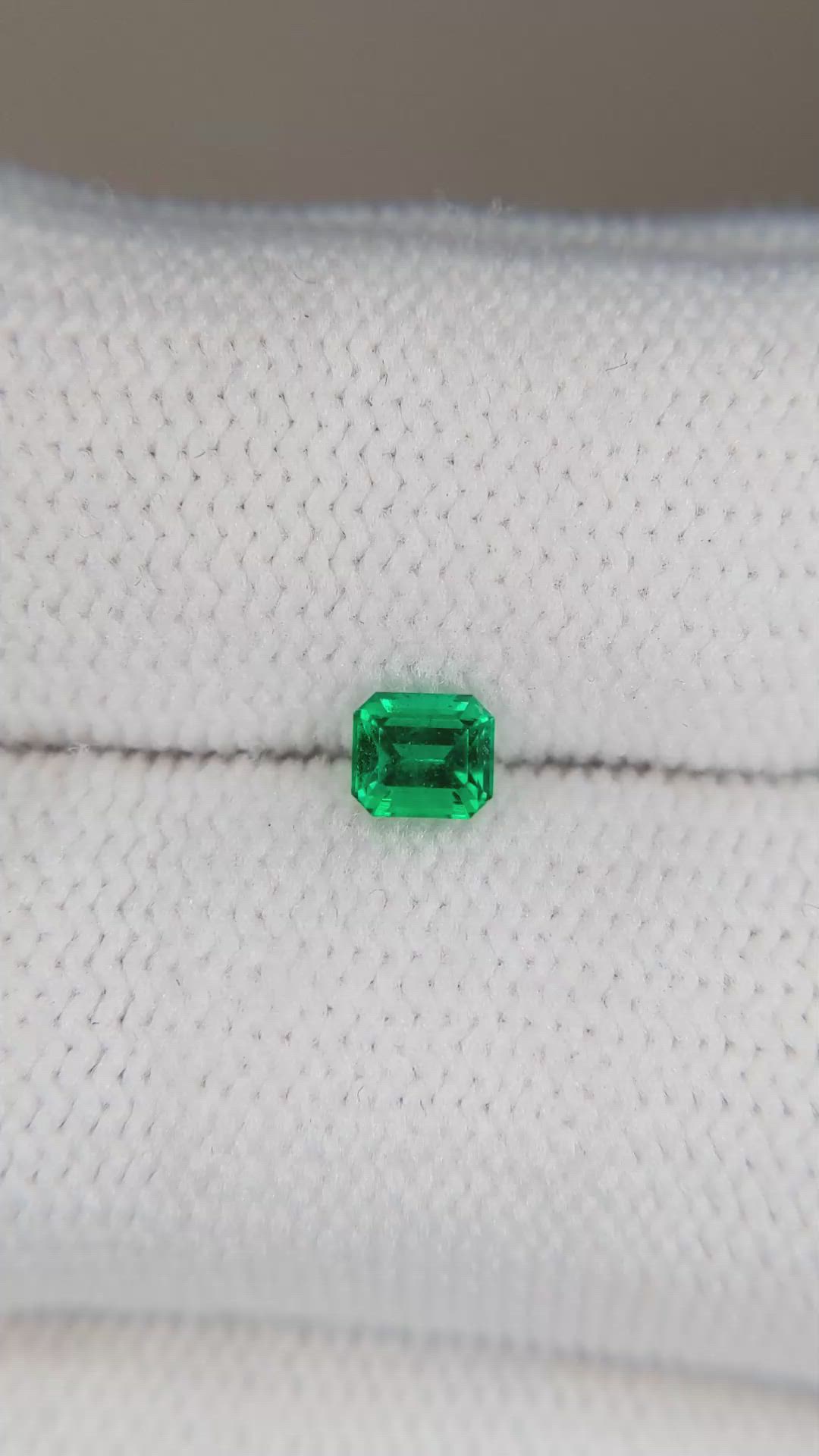 0.27 Ct. Emerald from Russia Size Video
