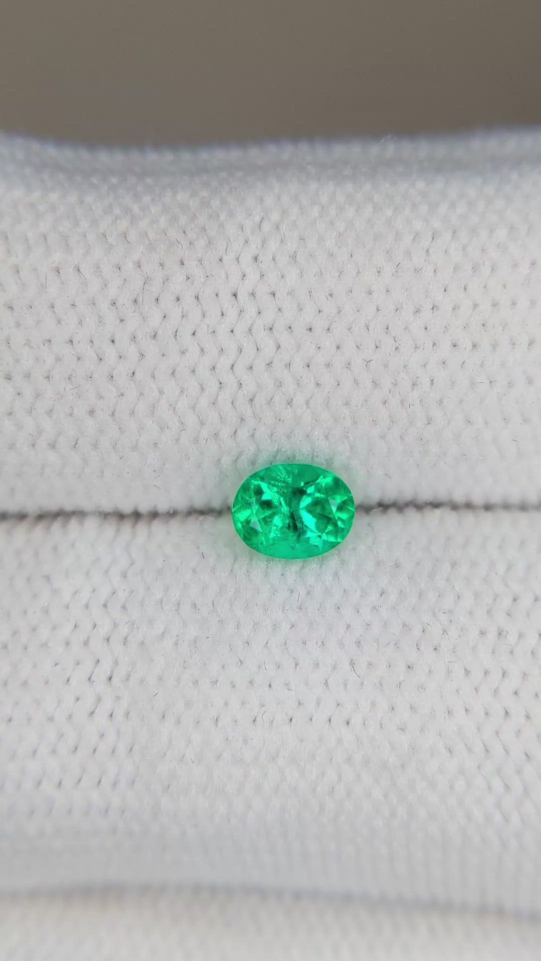 0.37 Ct. Emerald from Russia Size Video