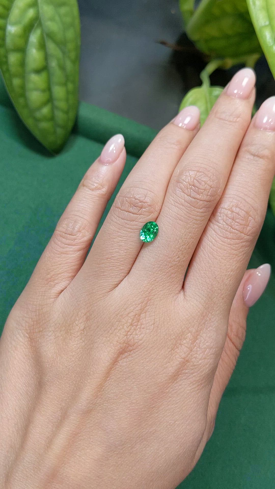 0.80 Ct. Emerald from Russia Size Video