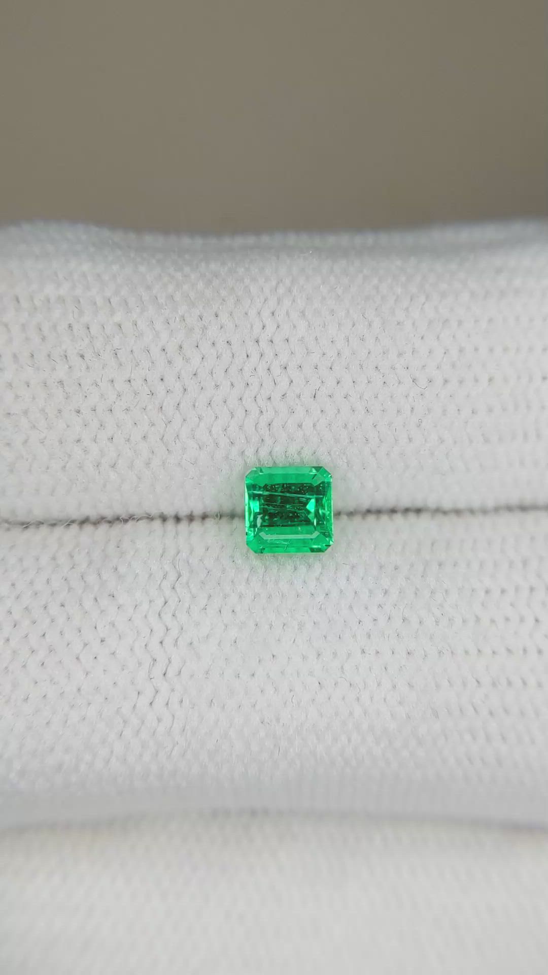0.54 Ct. Emerald from Russia Size Video