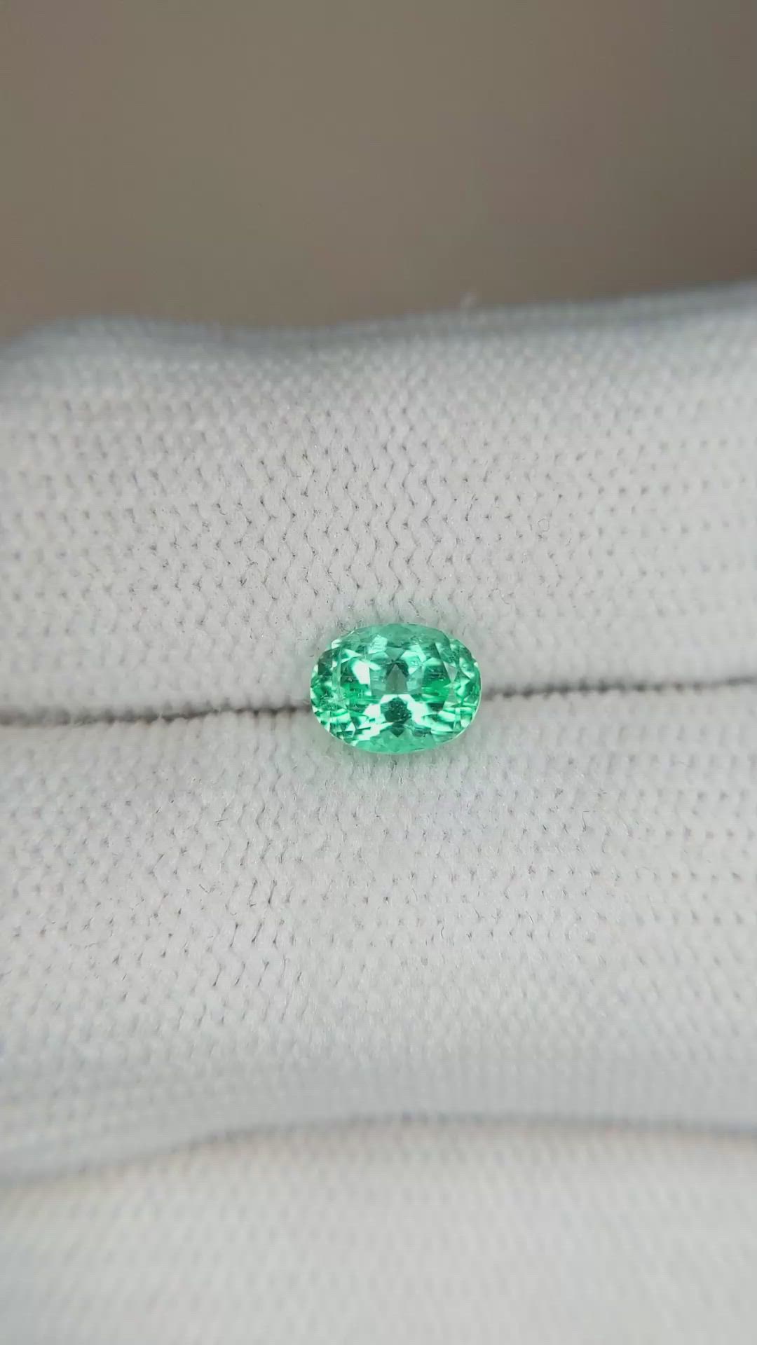 0.82 Ct. Emerald from Russia Size Video