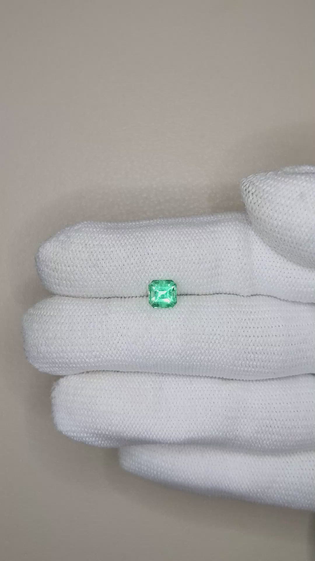 0.88 Ct. Emerald from Russia Size Video