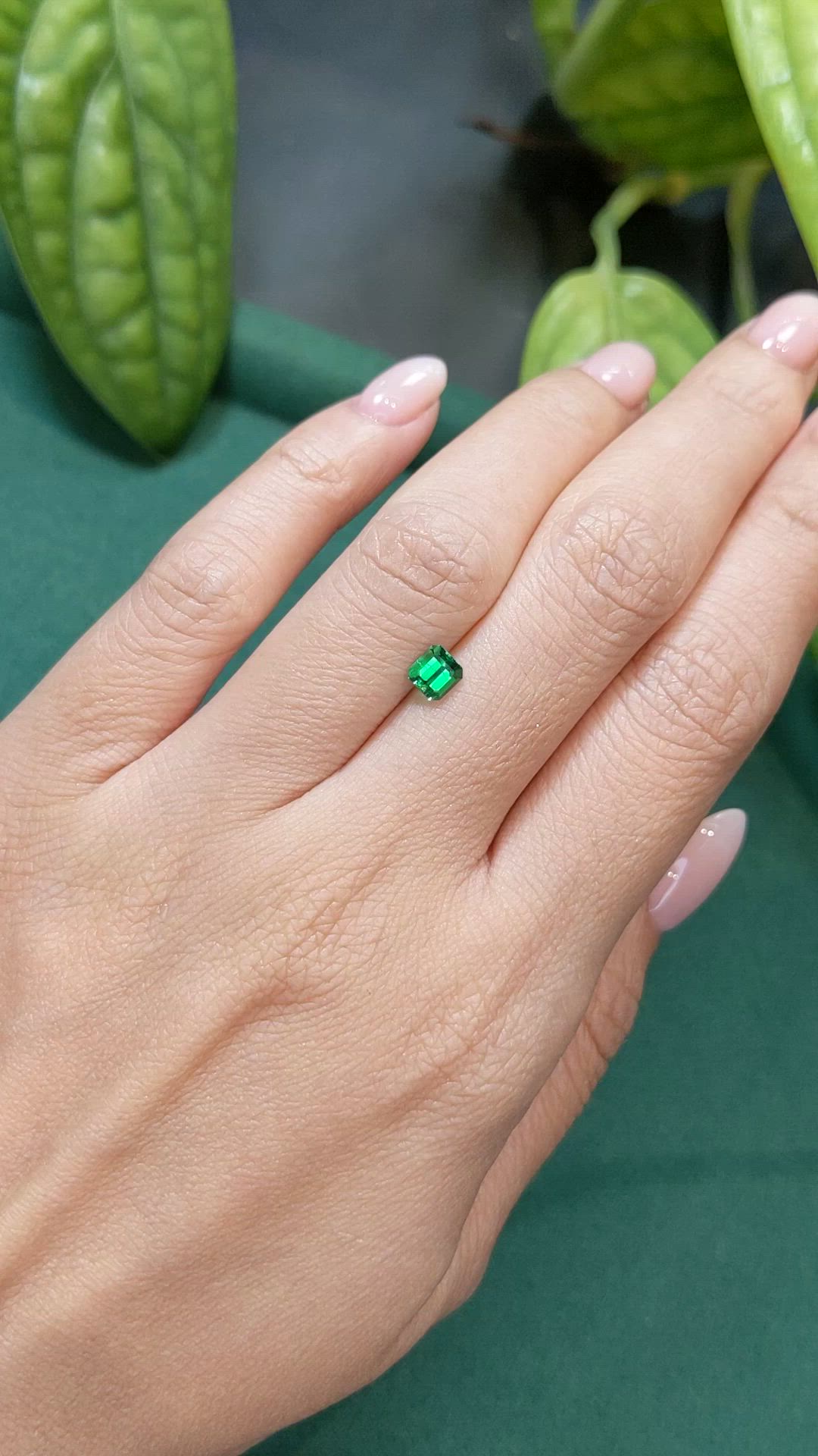 0.50 Ct. Emerald from Russia Size Video