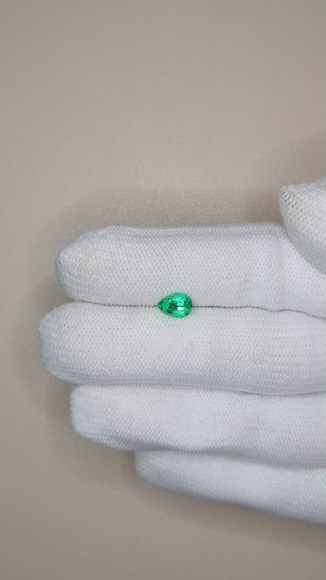 0.62 Ct. Emerald from Russia Size Video