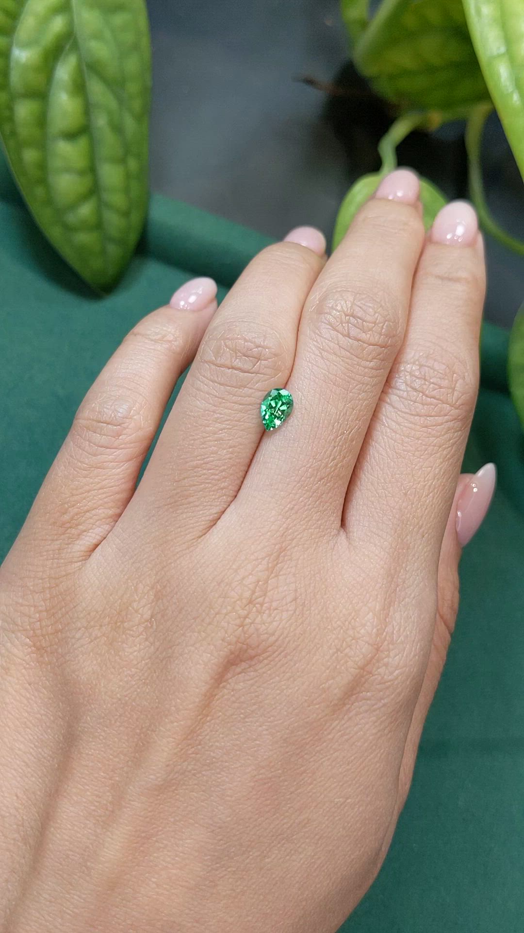0.62 Ct. Emerald from Russia Size Video