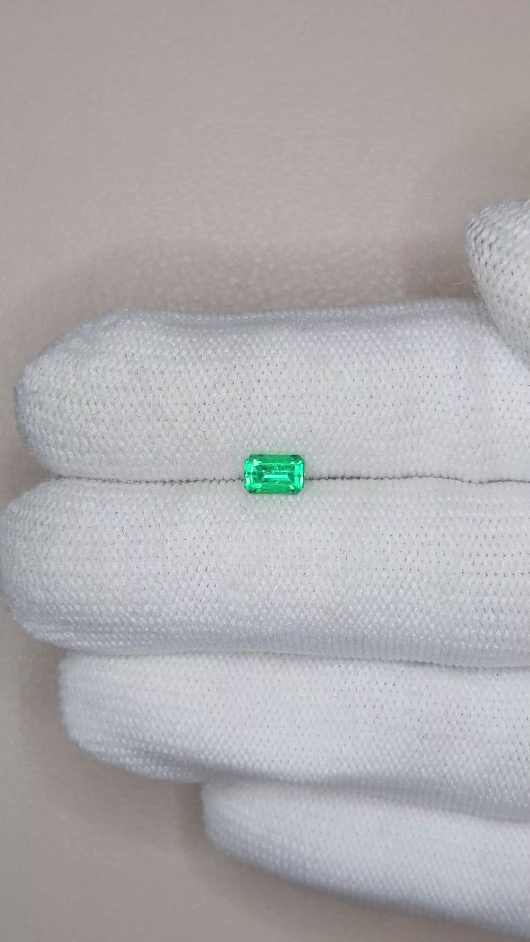 0.41 Ct. Emerald from Russia Size Video