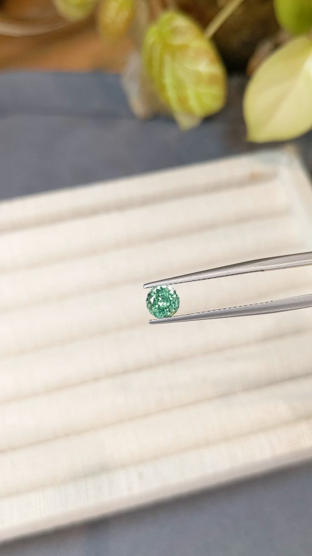 0.62 Ct. Emerald from Russia Size Video