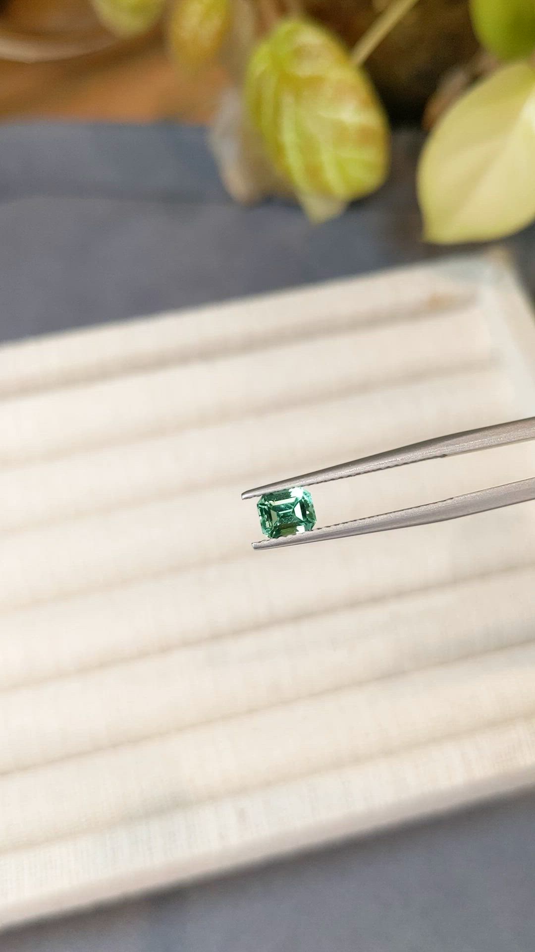 0.63 Ct. Emerald from Russia Size Video