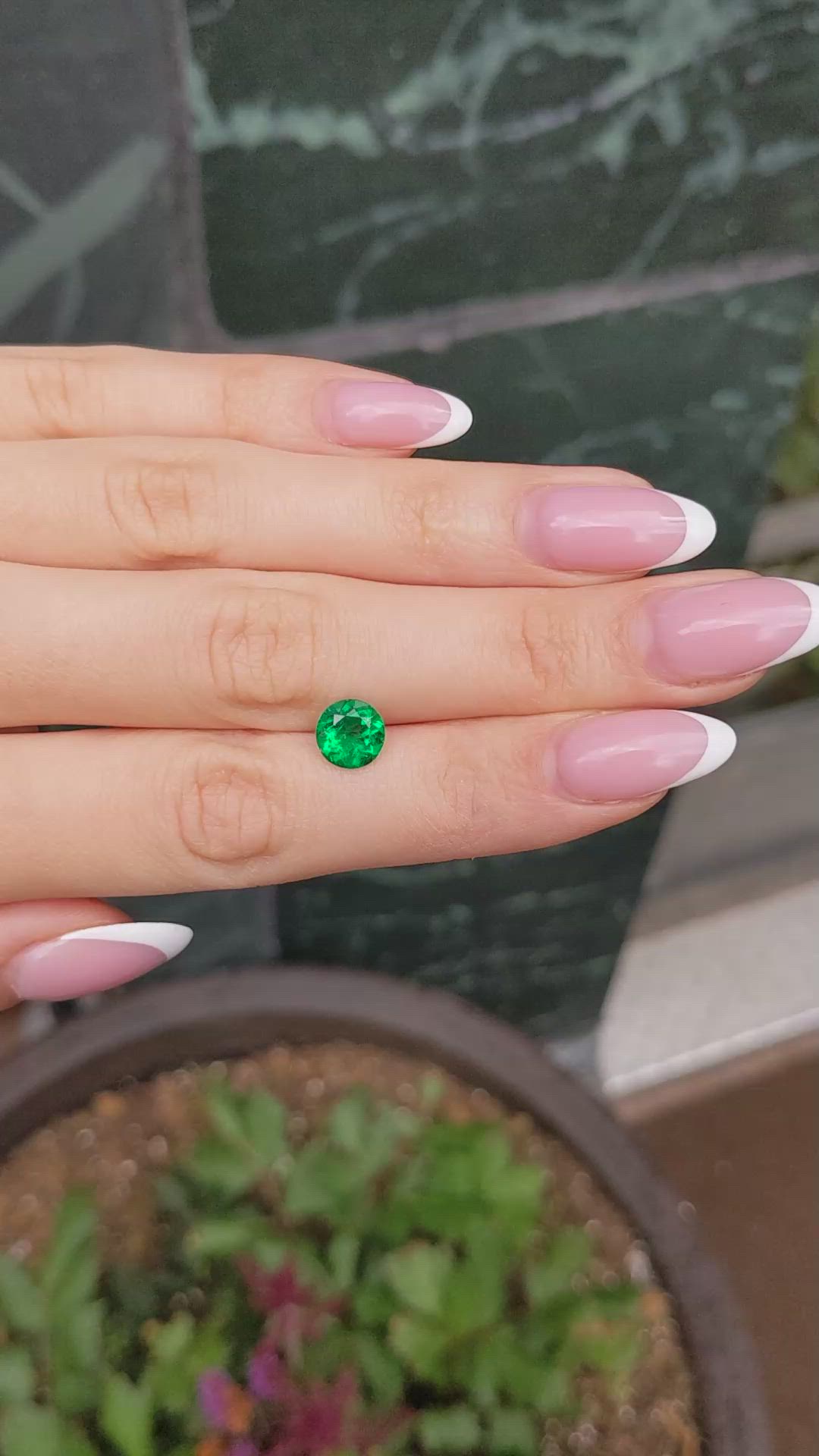 1.72 Ct. Emerald from Colombia Size Video