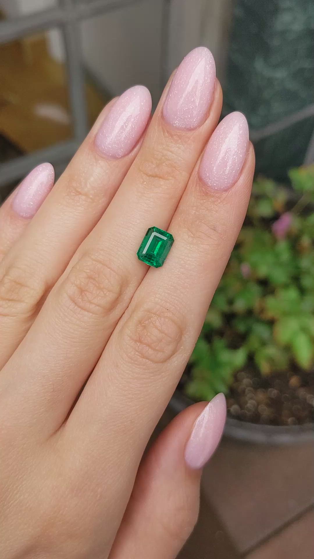 2.16 Ct. Emerald from Colombia Size Video