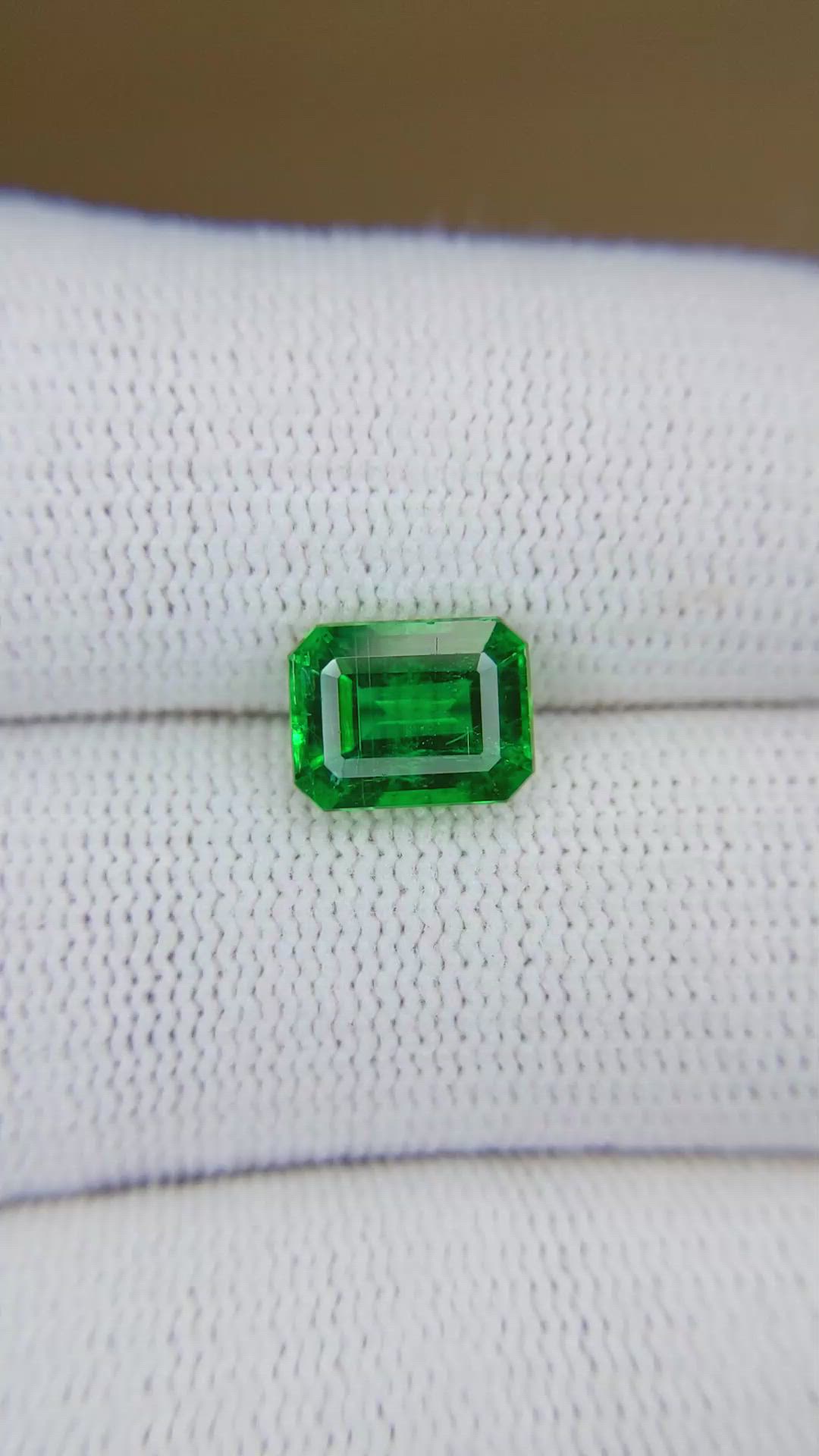 2.16 Ct. Emerald from Colombia Size Video