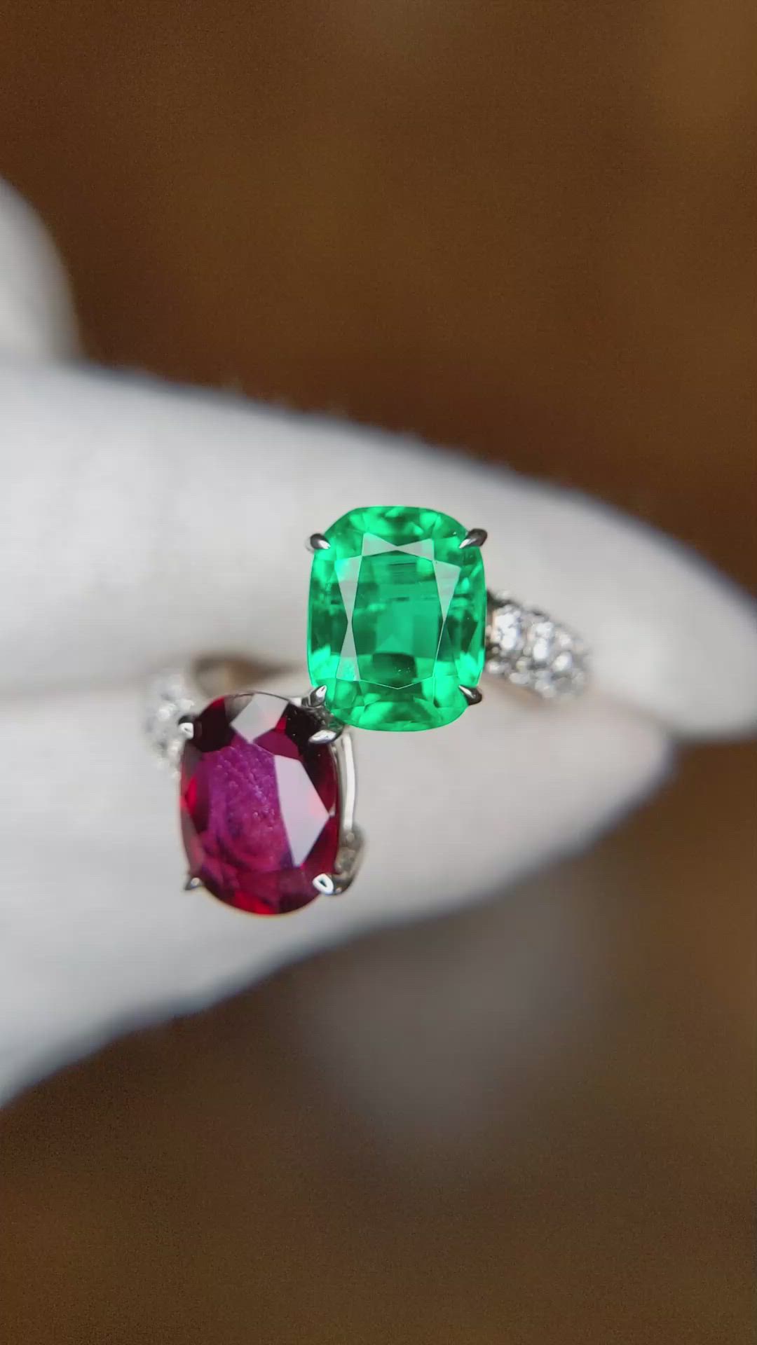 2.05 Ct. Emerald Natural Diamond Pave Ring, 18K Yellow Gold Size Video