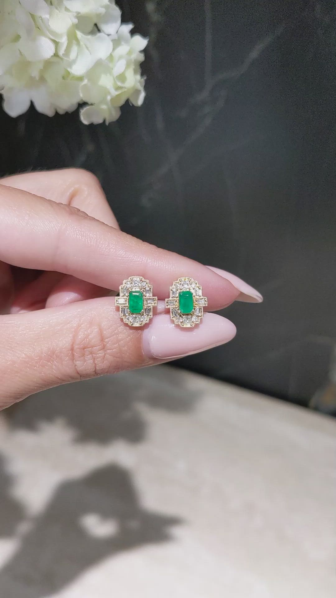 0.48&nbsp;Ct.Tw.Total Carat Weight Emerald and Natural Diamond Studs Earrings, 14K Yellow Gold Size Video