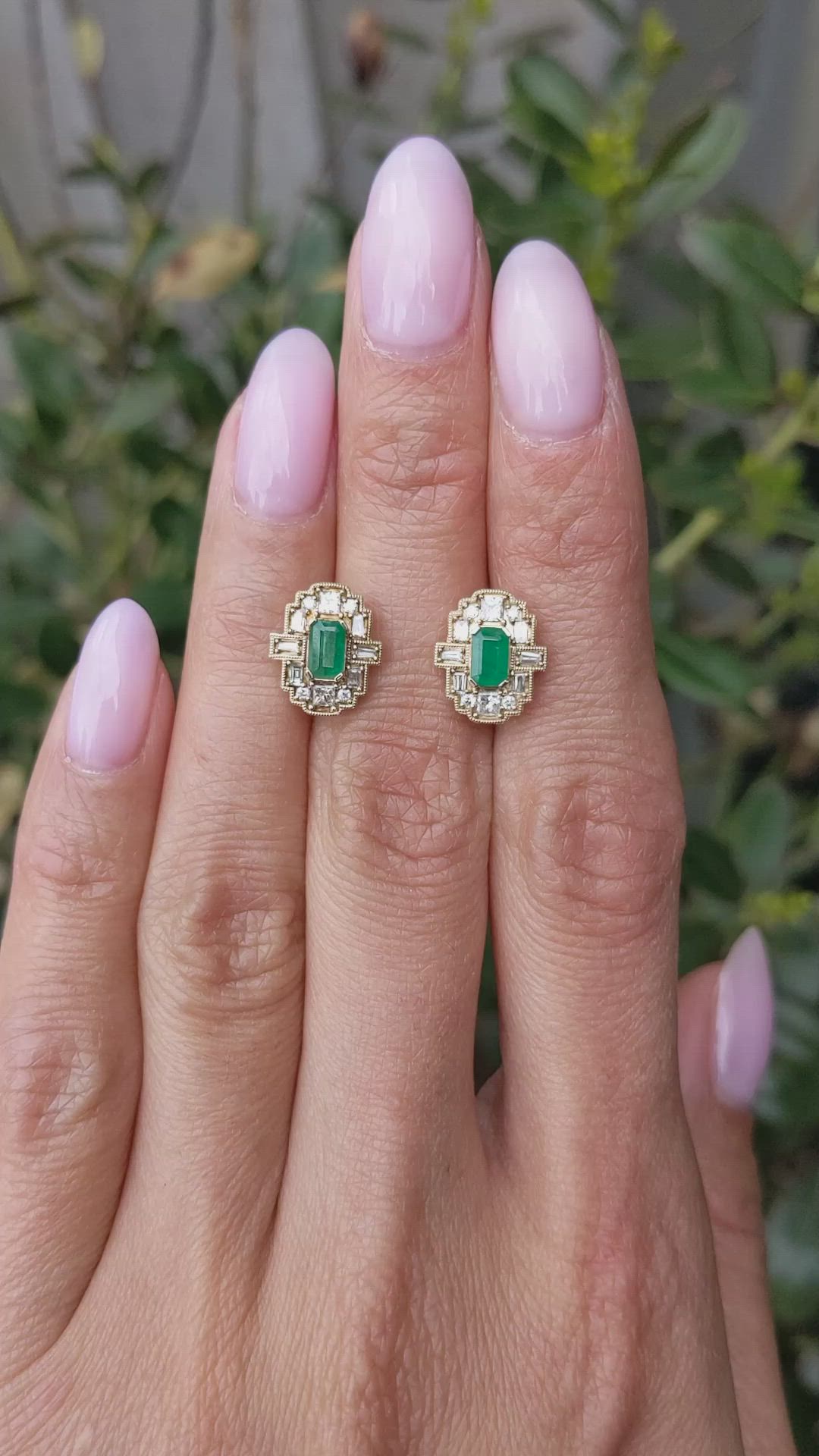 0.48&nbsp;Ct.Tw.Total Carat Weight Emerald and Natural Diamond Studs Earrings, 14K Yellow Gold Size Video