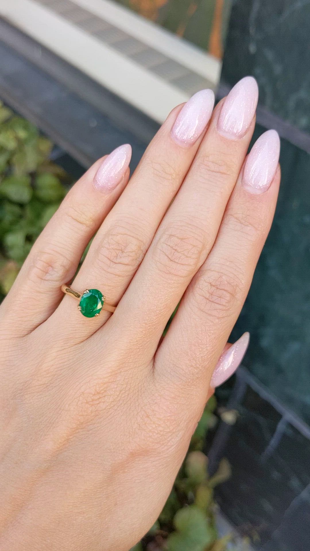 1.30 Ct. Emerald Solitaire Ring, 18K Yellow Gold Size Video