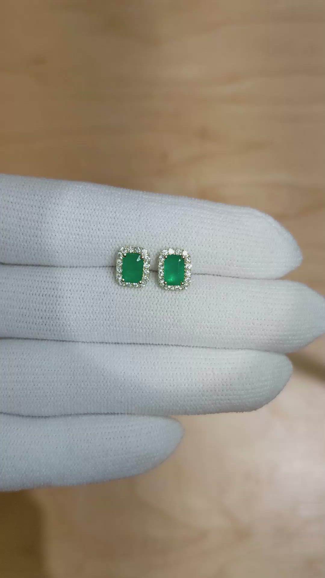 1.14 Ct.Tw. Emerald Natural Diamond Studs Earrings, 14K Yellow Gold Size Video