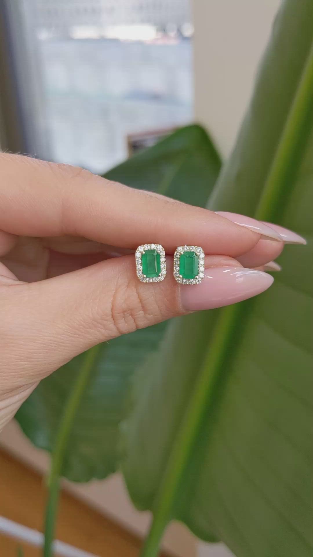 1.14 Ct.Tw. Emerald Natural Diamond Studs Earrings, 14K Yellow Gold Size Video