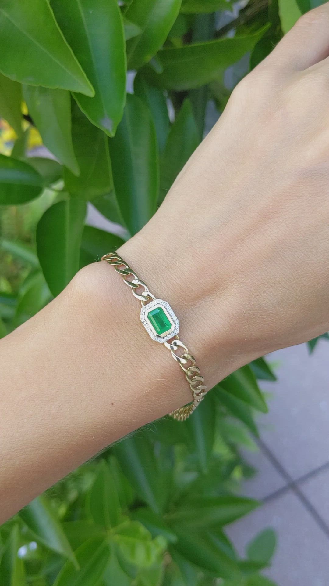 1.96 Ct.Tw. Emerald Natural Diamond Pave Bracelet, 14K Yellow Gold Size Video