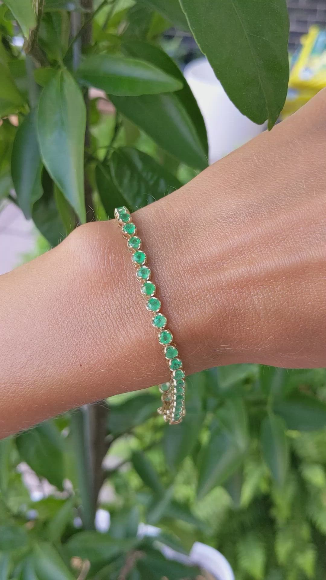 4.20 Ct.Tw. Emerald Tennis/Line Bracelet, 14K Yellow Gold Size Video