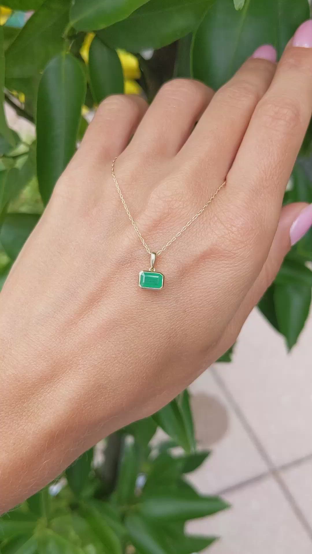 0.65 Ct. Emerald Bezel Pendant, 14K Yellow Gold Size Video