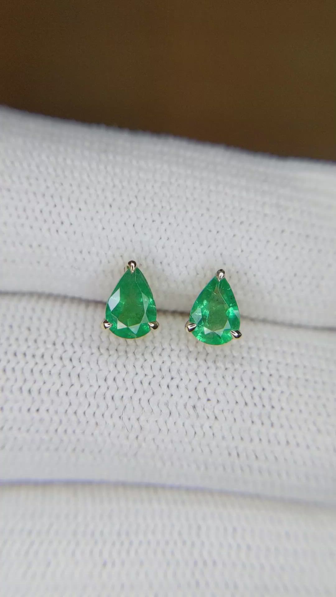 0.78 Ct.Tw. Emerald Studs Earrings, 14K Yellow Gold Size Video