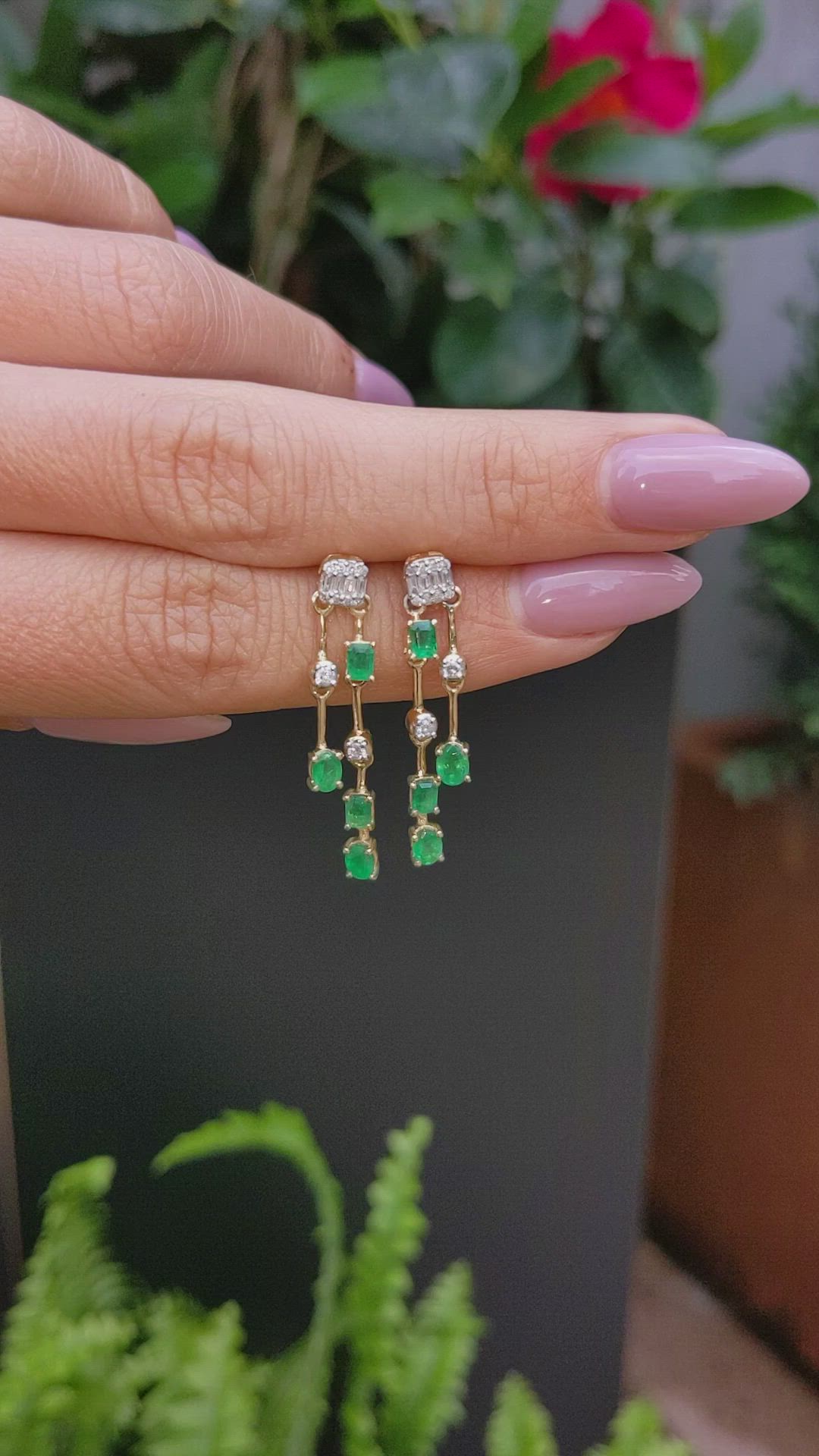 1.29 Ct.Tw. Emerald Natural Diamond Drops Earrings, 14K Yellow Gold Size Video