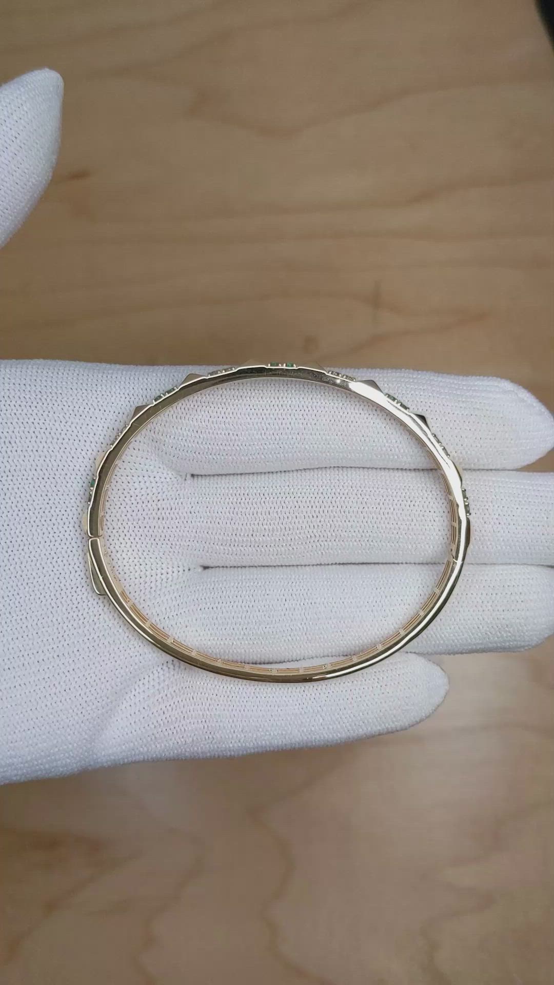 0.56 Ct.Tw. Emerald Natural Diamond Pave Bracelet, 14K Yellow Gold Size Video