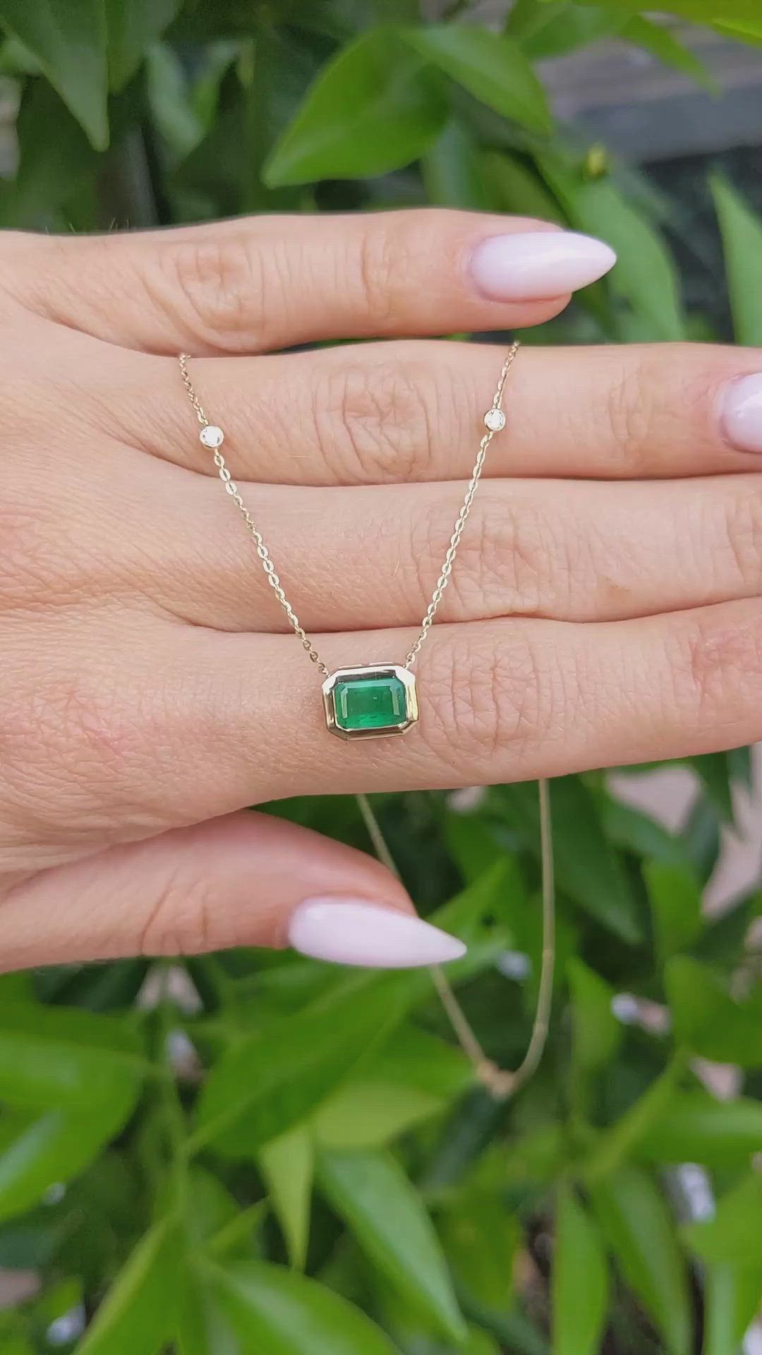 1.04 Ct. Emerald Natural Diamond Bezel Necklace, 14K Yellow Gold Size Video